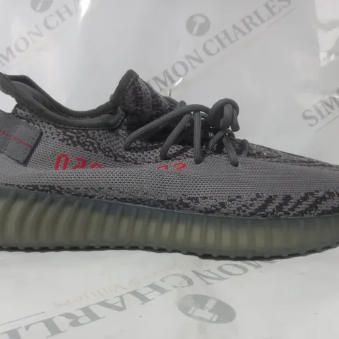 PAIR OF ADIDAS YEEZY SHOES IN GREY UK SIZE 9.5