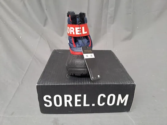 BOXED PAIR OF SOREL TODDLER SNOW COMMANDER BOOTS IN NAVY/RED/BLACK UK SIZE 3