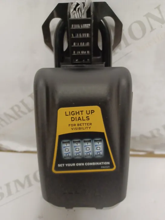 MASTER LOCK LIGHT UP DIALS KEY SAFE