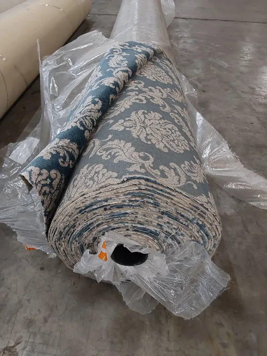 ROLL OF QUALITY ALABAMA DAMASK DARK BLUE/LIGHT GREY CARPET // SIZE: APPROXIMATELY 4 X 25m