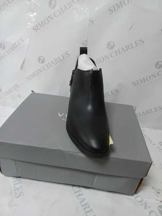 BOXED PAIR VIONIC "CECILY" ANKLE BOOTS IN BLACK, UK SIZE 6