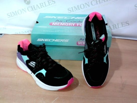 BOXED PAIR OF SKECHERS - SIZE 7