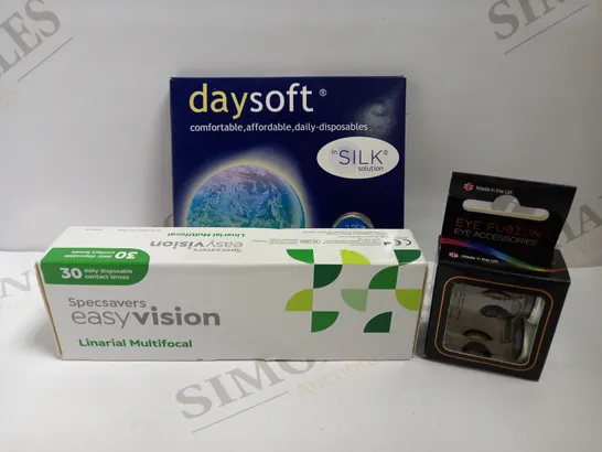 BOX OF APPROX 15 ASSORTED ITEMS INCLUDING DAYSOFT DISPOSABLE CONTACT LENSES, EYE FUSION LENSES AND EASYVISION LENSES