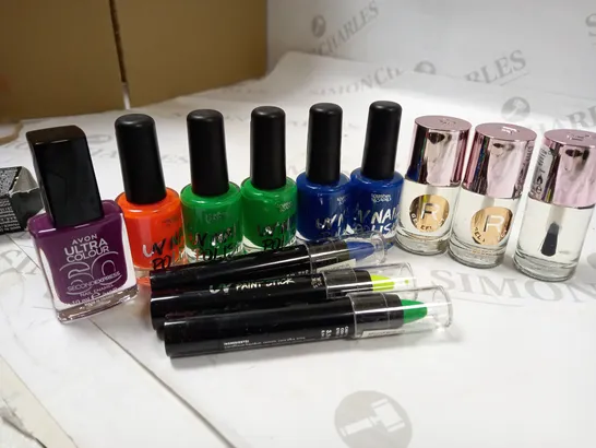 NAIL POLISH COLLECTION UV COLOURS INCLUDED APPROX. 13 ITEMS 