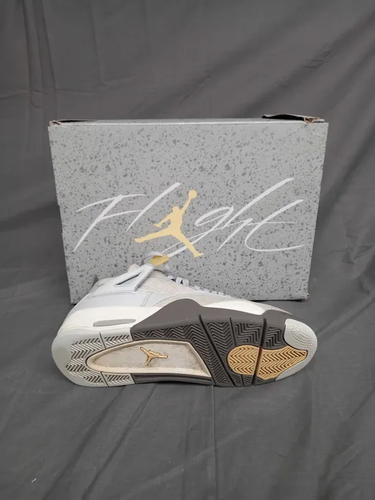 BOXED PAIR OF AIR JORDAN 4 RETRO SE PHOTON DUST/PALE VANILLA UK SIZE 8