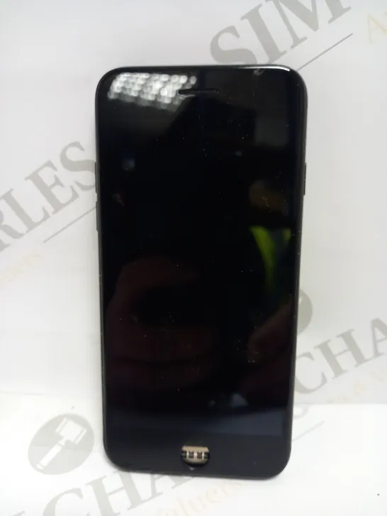 APPLE IPHONE 7 (A1778) SMARTPHONE