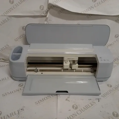 CRICUT MAKER 3 