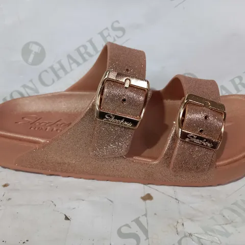 SKECHERS ROSE GOLD CALI GEAR SANDALS - SIZE 4