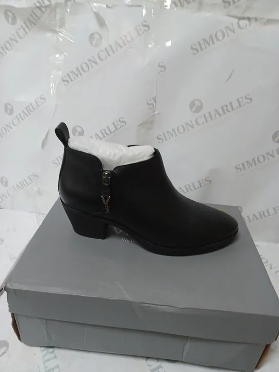 BOXED PAIR VIONIC "CECILY" ANKLE BOOTS IN BLACK, UK SIZE 6