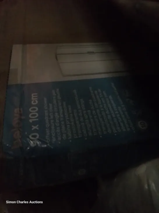PALLET OF ASSORTED BATHROOM FITTINGS INCLUDING, ONEGA SHOWER GLASS PANEL, BELOYA 90 × 100cm OFFSET QUADRANT SHOWER CUBICLE, SHOWER TRAY, 9FFSET QUADRANT 6 SHOWER CUBICLE.
