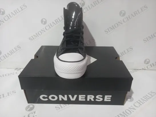 BOXED PAIR OF CONVERSE ALL STAR LIFT HI TOP SHOES IN BLACK W. GLITTER EFFECT UK SIZE 3.5