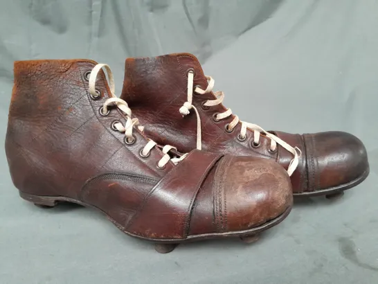 PAIR OF VINTAGE 1934 LEATHER FOOTBALL BOOTS SIZE 6.5