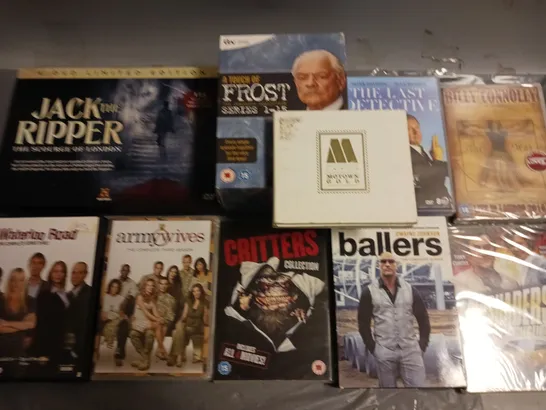 LOT OF 10 ASSORTED MEDIA ITEMS TO INCLUDE A TOUCH OF FROST BOXSET, BALLERS AND CRITTERS COLLECTION