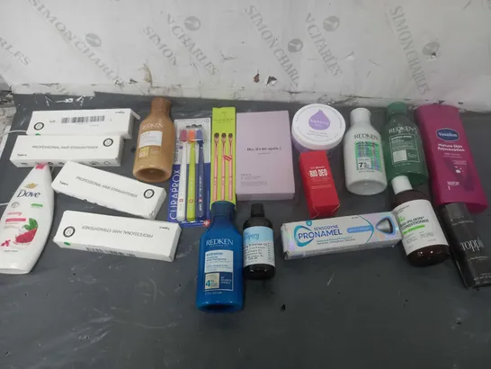 APPROXIMATELY 15 ASSORTED COSMETIC PRODUCTS TO INCLUDE FACE PATCHES, HAIR STRAIGHTENERS, AND TOOTHPASTE ETC. 