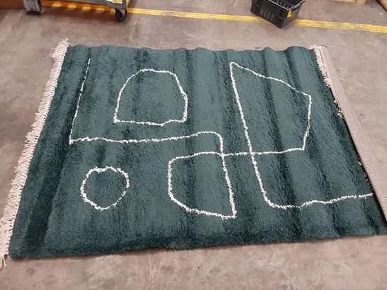 NAY MACHINE WOVEN DARK GREEN/WHITE RUG // 160 X 230CM