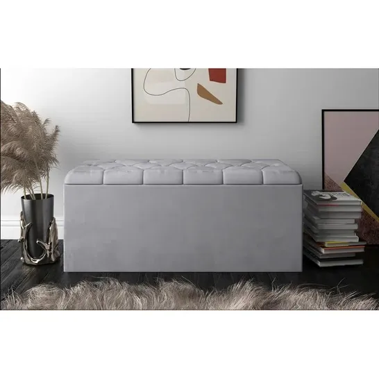 BOXED FAYERENE UPHOLSTERED STORAGE BENCH