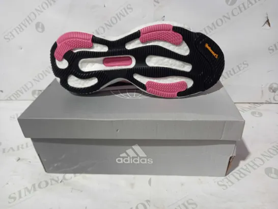 BOXED PAIR OF ADIDAS SOLAR GLIDE 5 TRAINERS IN PINK UK SIZE 6