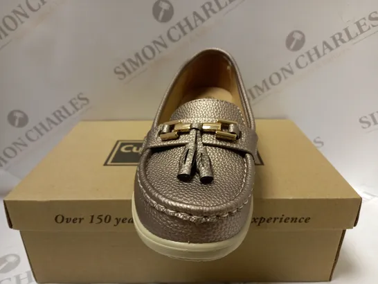 BOXED CUSHION WALK LOAFERS, PEWTER - SIZE 6