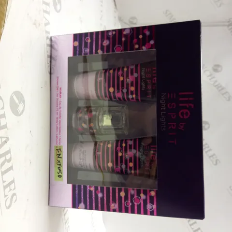 LIFE BY SPRIT NIGHT LIGHTS WOMAN BODY LOTION , SHOWER GEL AND EAU DE TOILETTE