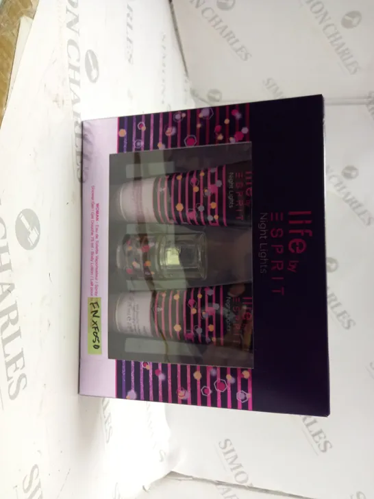 LIFE BY SPRIT NIGHT LIGHTS WOMAN BODY LOTION , SHOWER GEL AND EAU DE TOILETTE