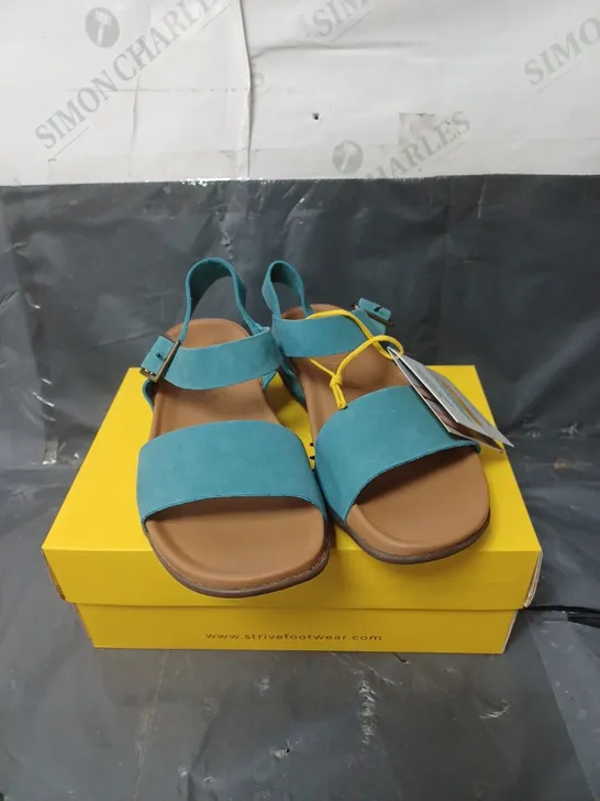 STRIVE LADIES SANDALS TEAL SIZE 6