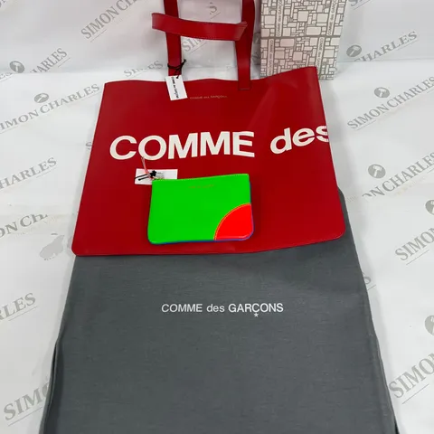 COMME DES GARÇONS LARGE LOGO HANDBAG WITH PURSE AND STORAGE BAG IN RED 