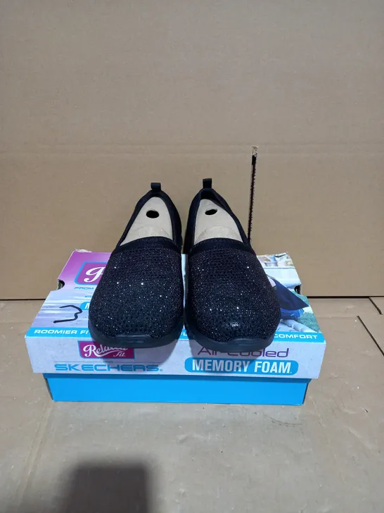 SKECHERS BLACK SLIP ON SHOES - SIZE 6.5