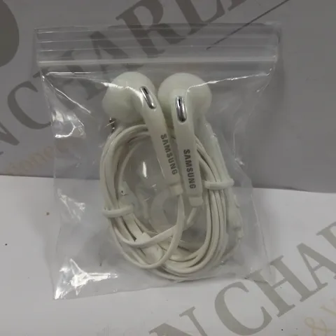 SAMSUNG WIRED EARBUDS - WHITE (NO BOX)