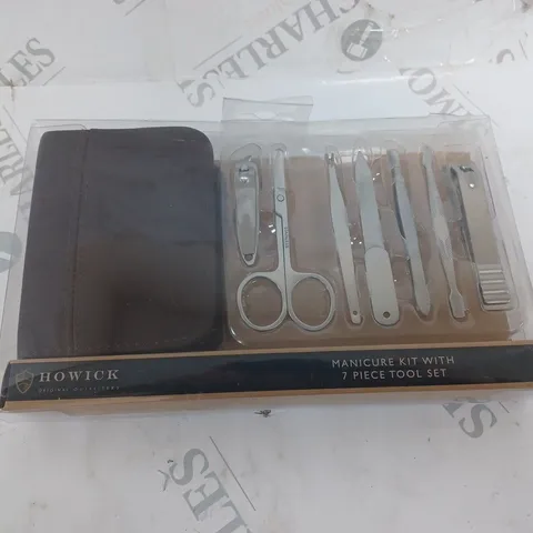 HOWICH MANICURE KIT WITH 7 PIECE TOOL SET 