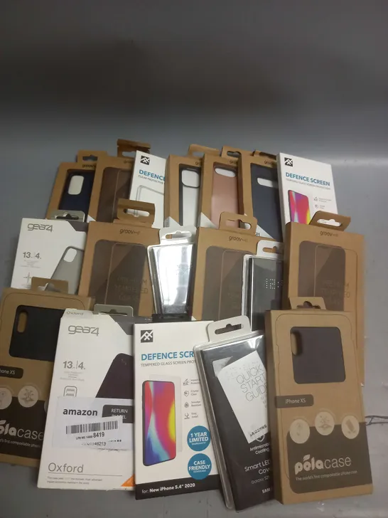 BOX OF APPROXIMATELY 80 PHONE CASES IN VARIOUS MODELS, STYLES AND COLOURS TO INCLUDE SAMSUNG S9, IPHONE XS, SAMSUNG S10  ETC