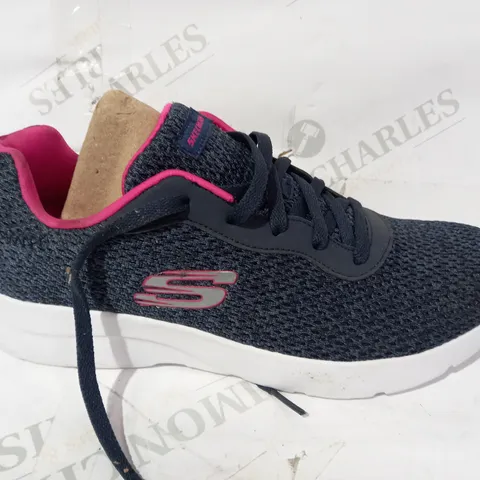 BOXED PAIR OF BLACK AND PINK SKECHERS DYNAMIGHT 2.0 QUICK CONCEPT LACE UP TRAINER - UK SIZE 6