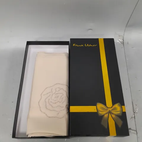 BOXED FRANK USHER ROSE OCASSION SCARF IN CREAM 