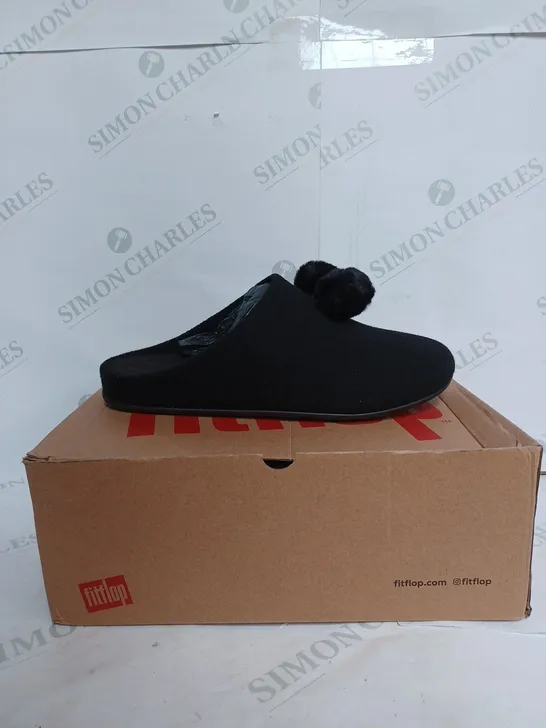 BOXED FITFLOP CHRISSIE POM POM SLIPPERS IN BLACK - UK 6.5