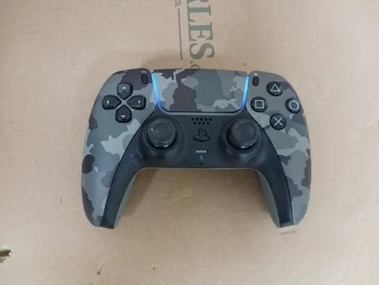 PLAYSTATION 5 DUALSENSE WIRELESS CONTROLLER - GREY CAMOUFLAGE RRP £59.94