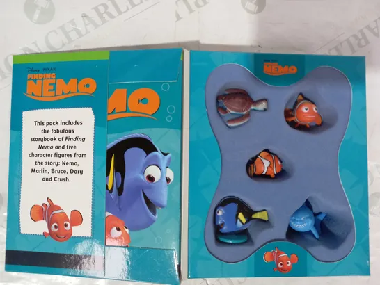 DISNEY PIXAR FINDING NEMO STORYBOOK & 5 CHARACTER FIGURES