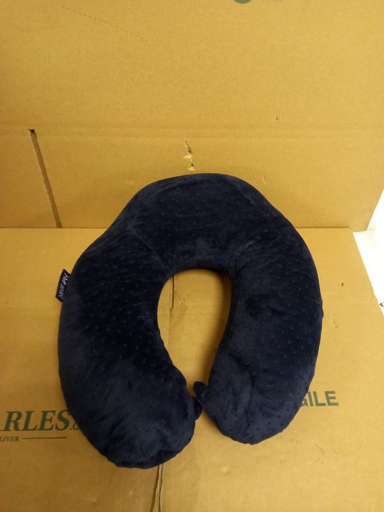 HM NECK SUPPORT TRAVEL PILLOW 