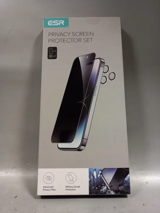 BOXED ESR PRIVACY SCREEN PROTECTOR SET FOR IPHONE 15 PRO 