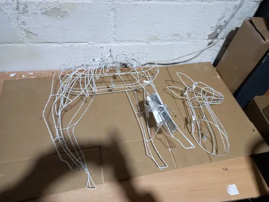 OUTDOOR WIRE LIGHT UP DEER 