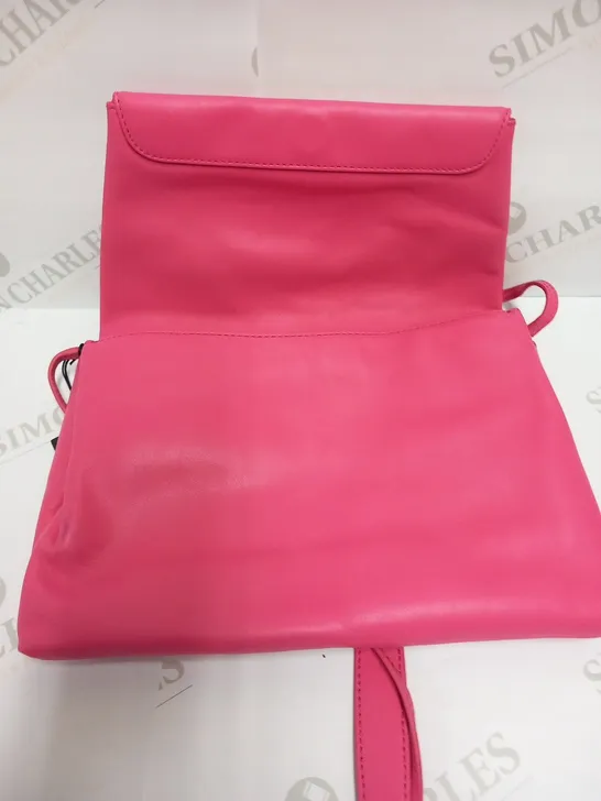 MCQ BY ALEXANDER MCQUEEN PLAIN NAPPA HOT PINK CLUTCH BAG