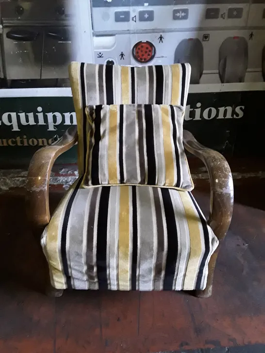 BISTRO PUB STYLE ARMCHAIR 