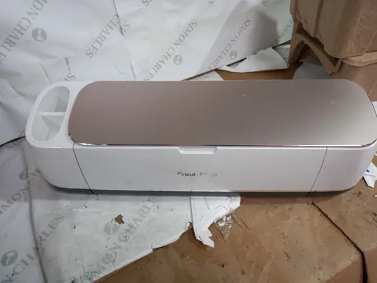 CRICUT MAKER SMART CUTTING MACHINE