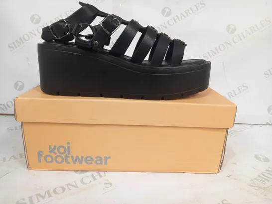 BOXED PAIR OF KOI PLATFORM WEDGE OPEN TOE STRAPPY SLINGBACK SANDALS IN BLACK EU SIZE 38