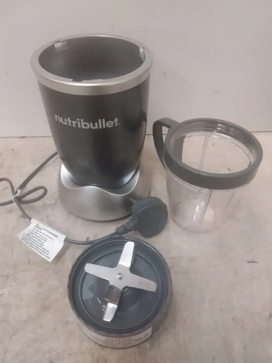 NUTRIBULLET 600 SERIES HIGH SPEED BLENDER