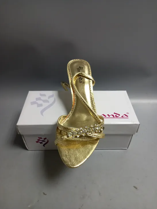 BOXED AVANDA LADIES GOLD SLING BACK SANDALS WITH CRYSTAL DETAIL. SIZE EU 36