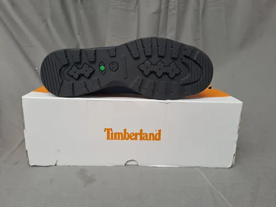 BOXED PAIR OF TIMBERLAND EURO ROCK MID HIKER SHOES IN NAVY UK SIZE 8