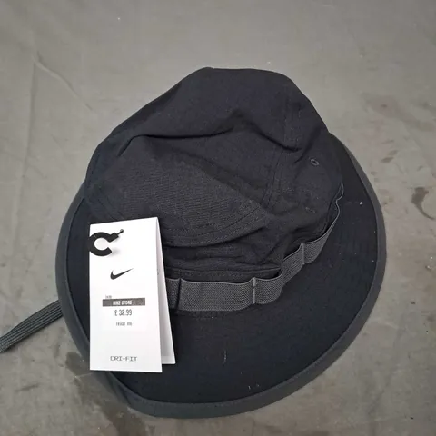 NIKE BUCKET HAT IN BLACK ONE SIZE FITS ALL 