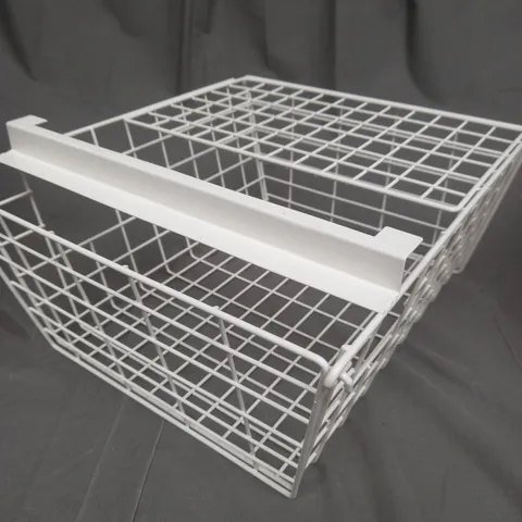 BOXED ROWNO LETTER CAGE IN WHITE 