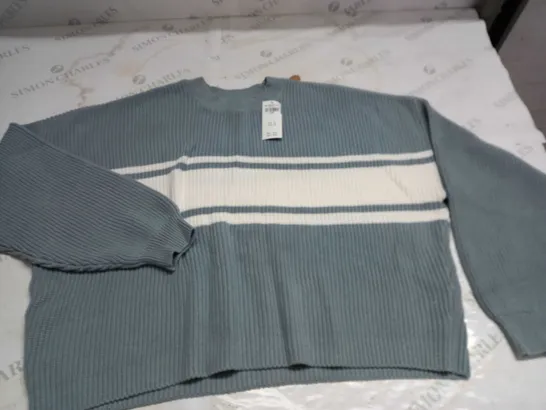 HOLLISTER CREW KNITTED JUMPER - LARGE