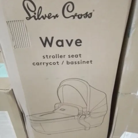 BOXED SILVER CROSS WAVE ONYX CHASSIS & STROLLER SEAT/CARRYCOT (2 BOXES)