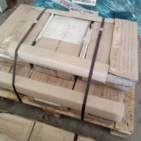 PALLET OF 352 METRO UNDERGROUND BEVELLED WHITE WALL TILES 200×100MM (7M²)